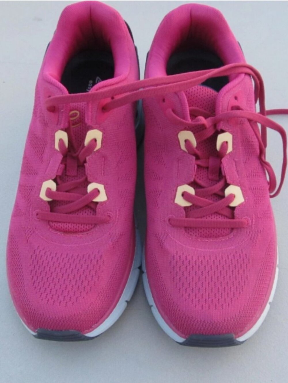 Easy Spirit Women's Marano2 Emove Sneaker 8.5 wide 8-1/2 Retail $59.99
